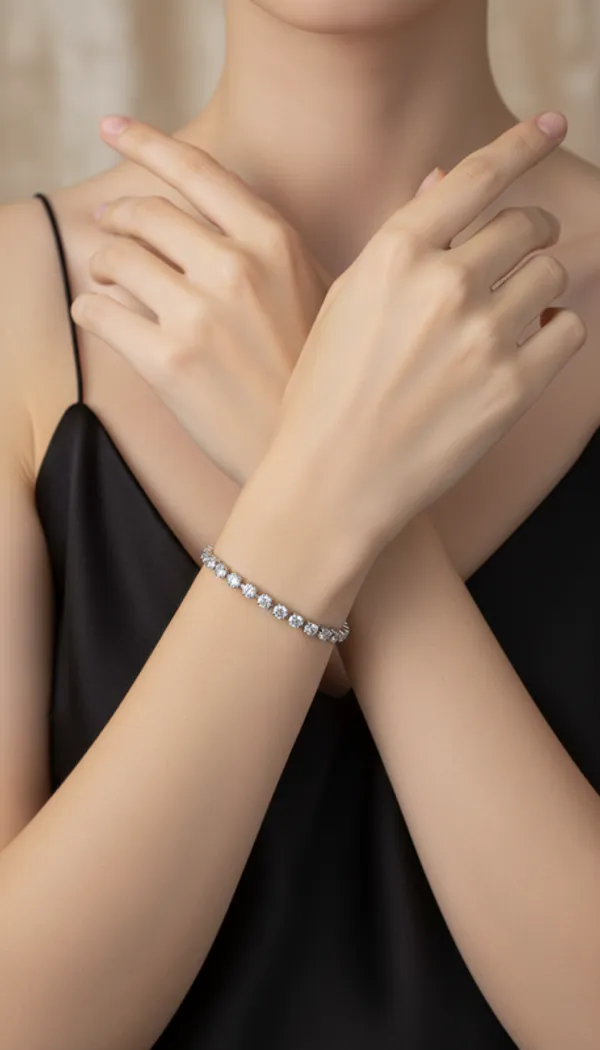 Sparkling_Silver-Tone_Cubic_Zirconia_Tennis_Bracelet