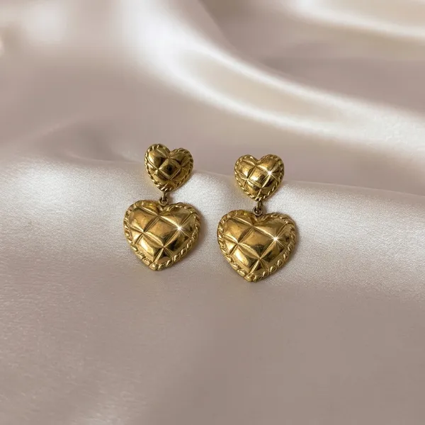 Vintage-Inspired_Quilted_Gold_Heart_Statement_Earrings