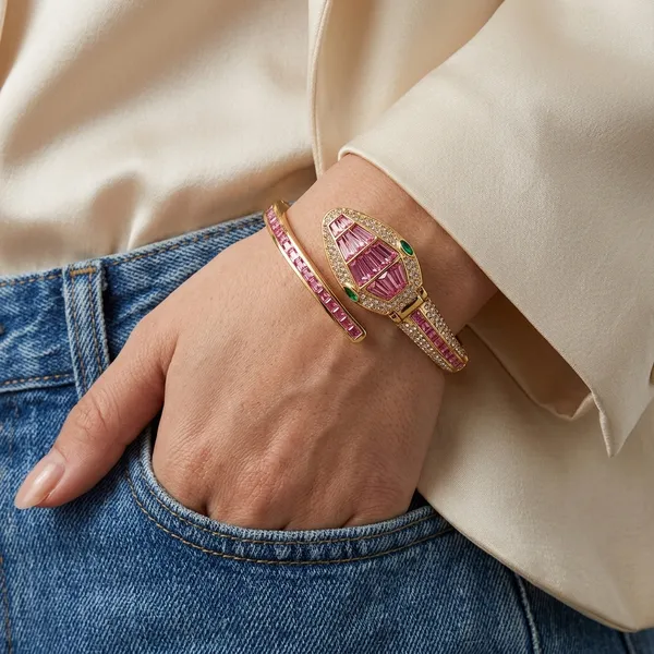 NeoFashy_Luxury_Pink_Crystal_Cuff_Watch_for_Women