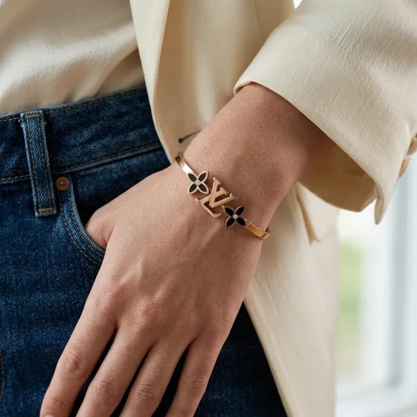Luxury_Gold-Tone_Monogram_Bracelet