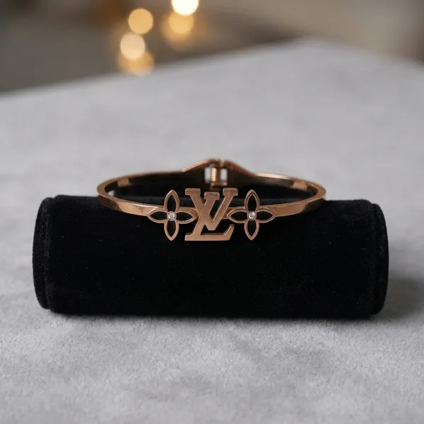 Luxury_Gold-Tone_Monogram_Bracelet