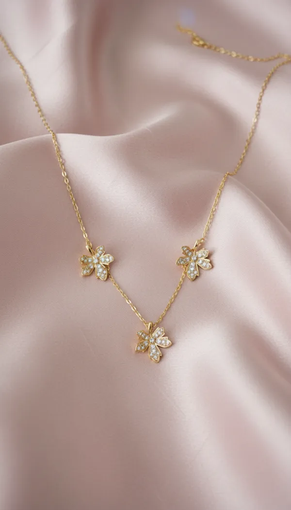Radiant_Maple_Leaf_Pendant_Set