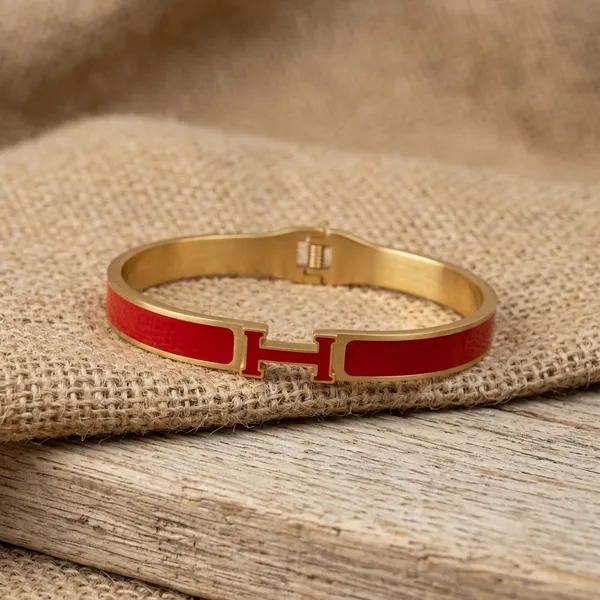 Chic_Red_Enamel_H-Bracelet