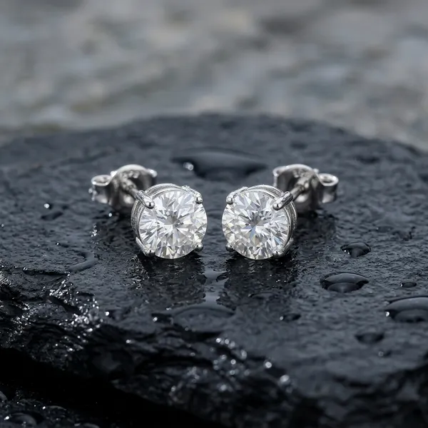 Silver_Diamond_Stud_Earring
