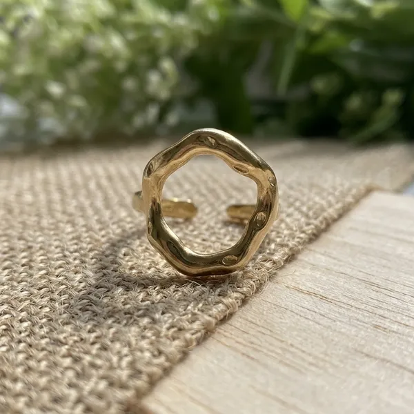 Molten_Horizon_Ring_-_Free_Size