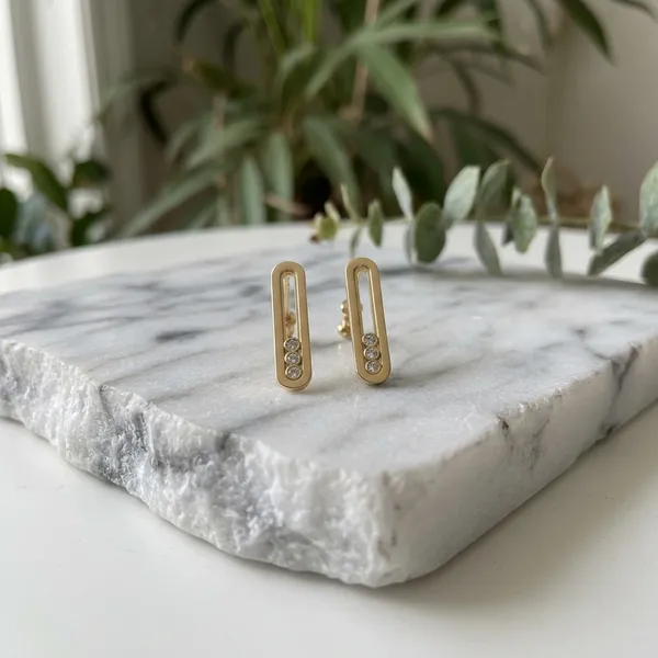 Elegant_Gold-Toned_Crystal-Accentuated_Oval_Drop_Pair_Of_Earrings