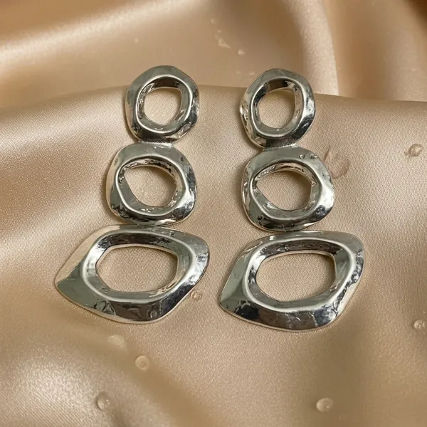 Hammered_Silver_Geometric_Earrings