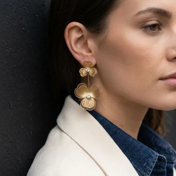 Golden_Clover_Statement_Earrings