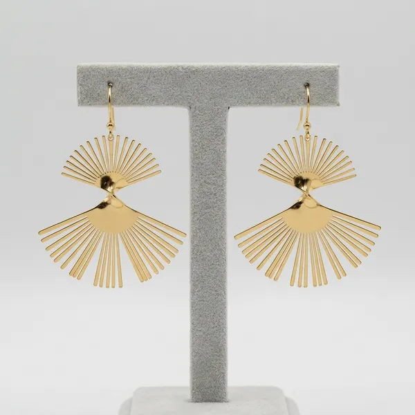 Golden_Sunburst_Fan_Earrings