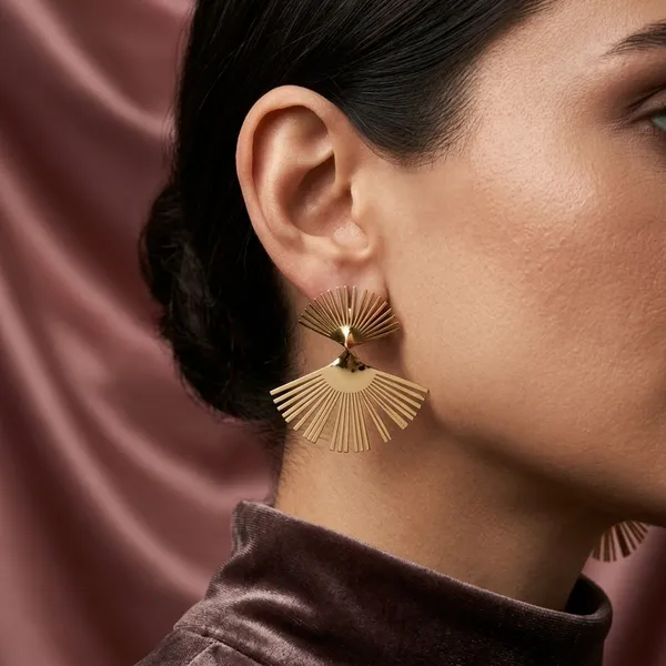 Golden_Sunburst_Fan_Earrings