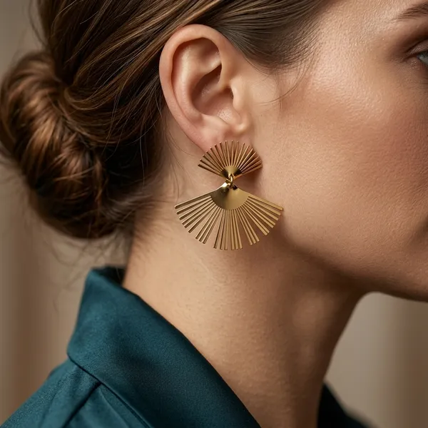 Golden_Sunburst_Fan_Earrings