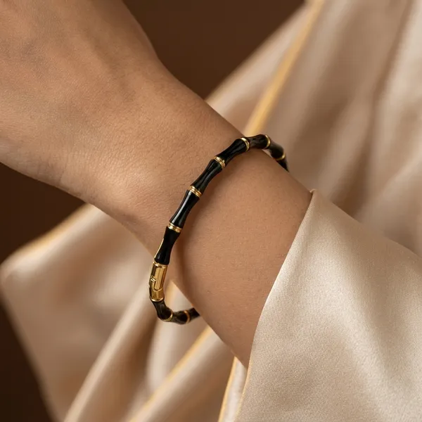 Luxury_Black_Onyx_Bamboo_Bracelet_For_Women_|_Gold-Tone_Stretch_Bangle_Jewelry
