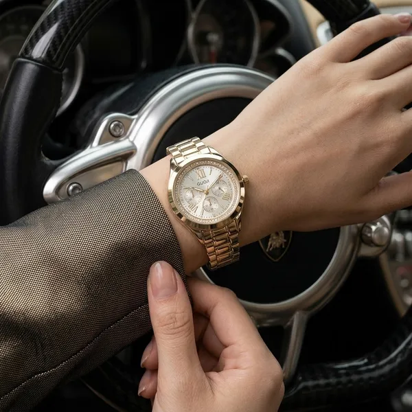 Nimi_House_Imperial_Crystal_Roman_Dial_Gold_Bracelet_Watch_For_Women