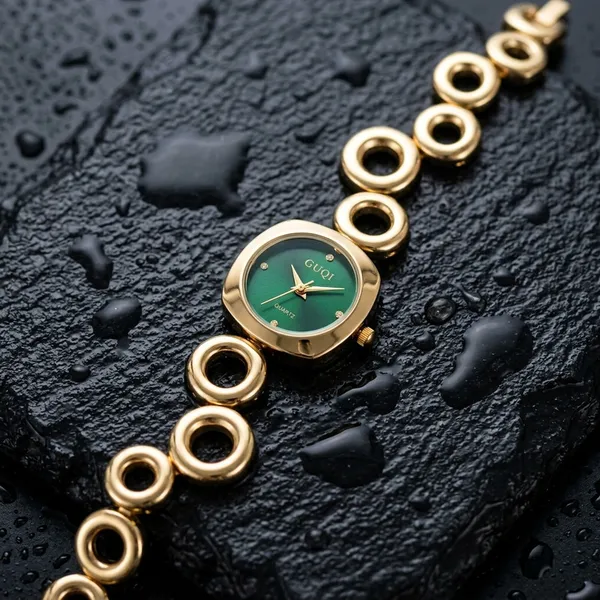 Nimi_House_Emerald_Orbit_Luxe_Gold_Bracelet_Watch_For_Women