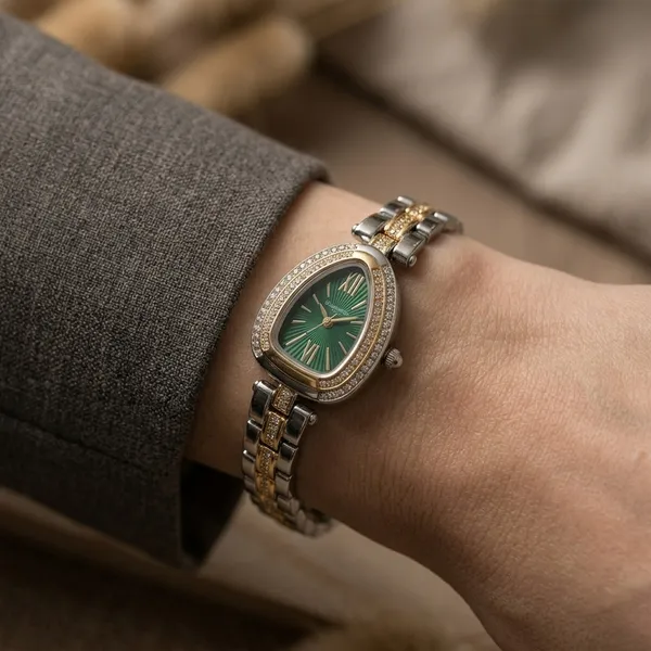 Nimi_House_Emerald_Dual_Tone_Crystal_Bracelet_Watch_For_Women