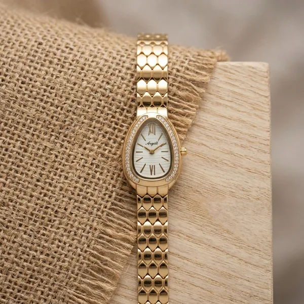 Nimi_House_Imperial_Oval_Crystal_Gold_Bracelet_Watch_For_Women