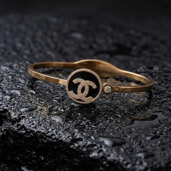 Chic_Logo_Bangle_Bracelet