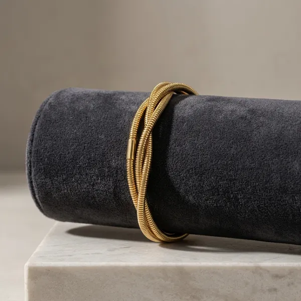 Twisted_Ribbed_Statement_Bracelet