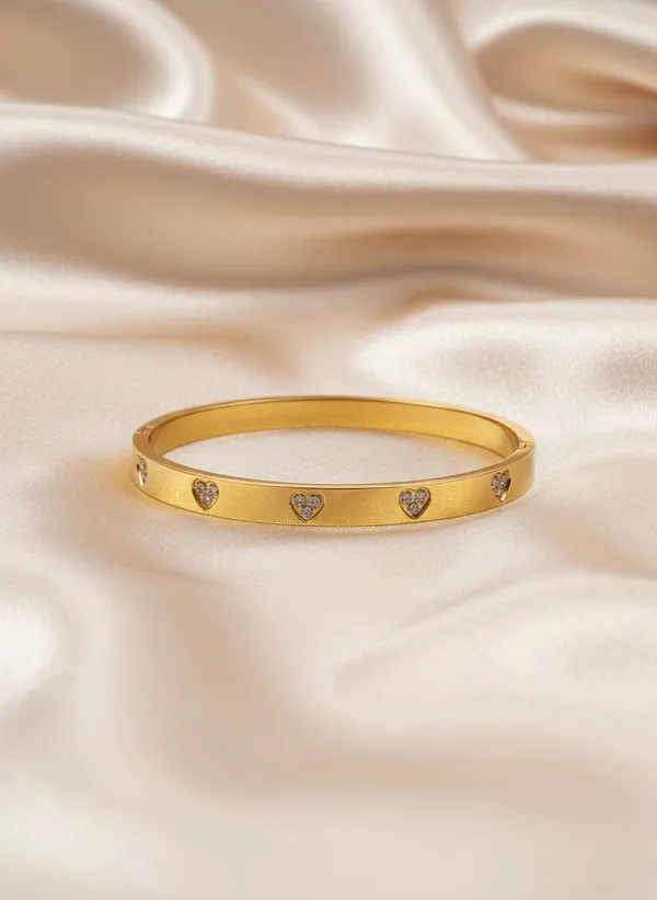 Radiant_Heart_Bangle_Bracelet