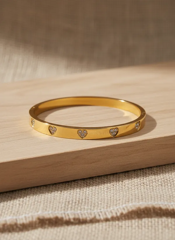 Radiant_Heart_Bangle_Bracelet