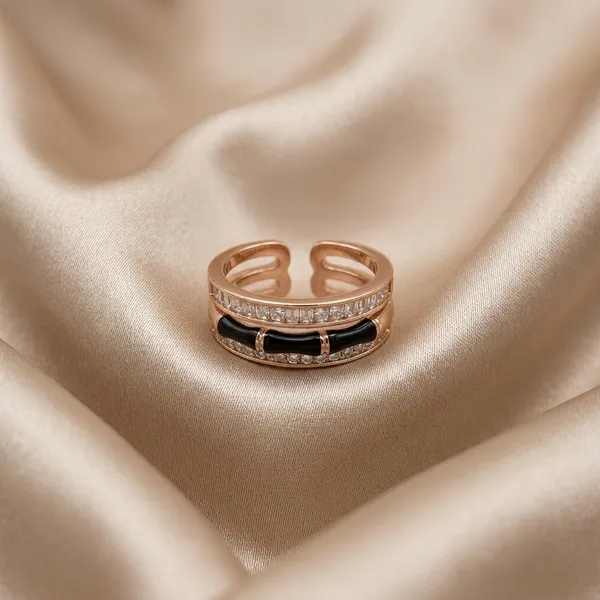 Luxe_Stacked_Enamel_Ring
