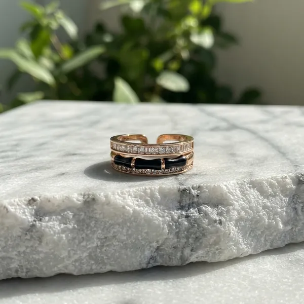 Luxe_Stacked_Enamel_Ring