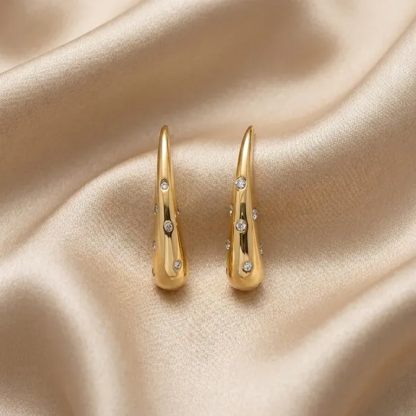 Stellar_Gilded_Drop_Earrings_With_Crystal_Accents
