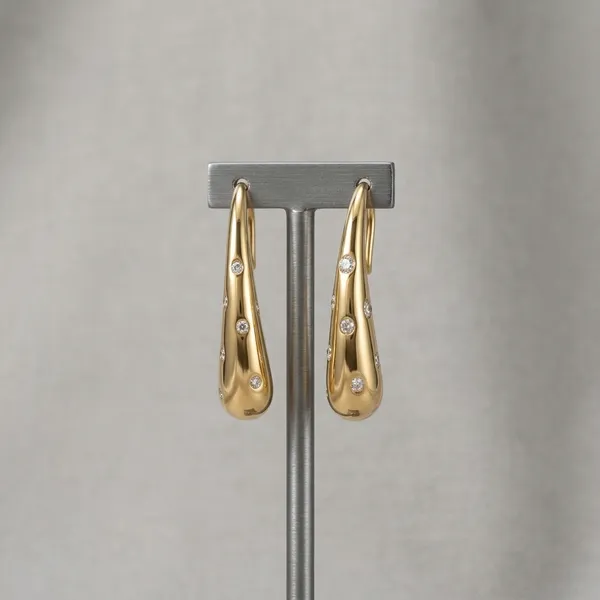 Stellar_Gilded_Drop_Earrings_With_Crystal_Accents