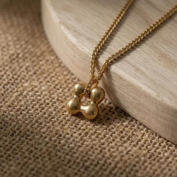 Modern_Sculptural_Gold-Tone_Pendant_Chain