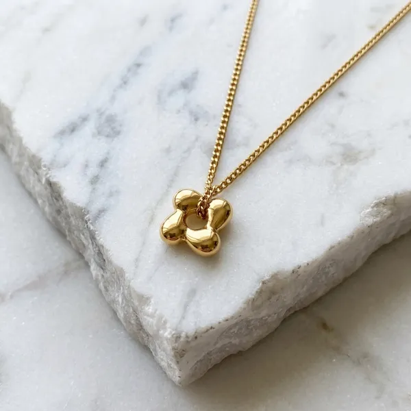 Modern_Sculptural_Gold-Tone_Pendant_Chain