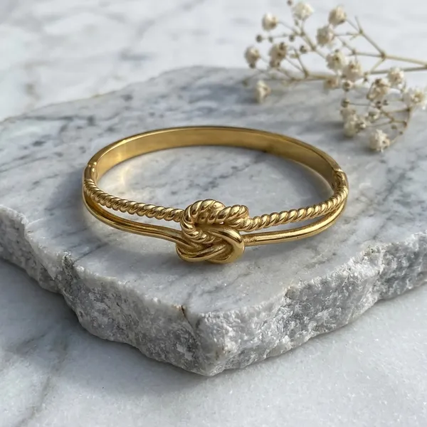 Golden_Knot_Bangle_Bracelet