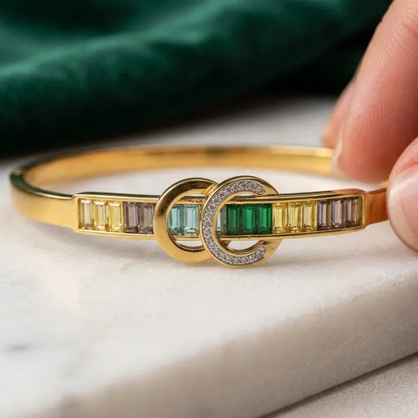 Luxe_Multi-Gem_Gold_Bracelet