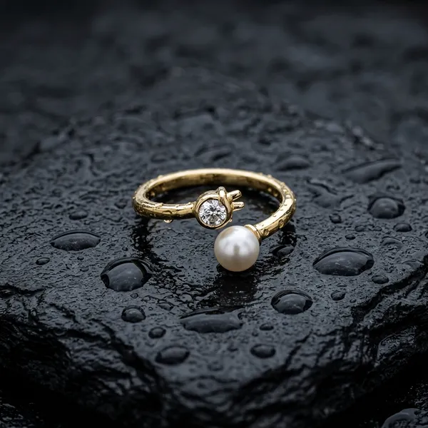 Luminous_Pearl_Bypass_Ring