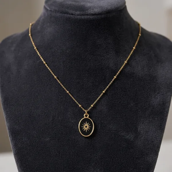 Vintage-Inspired_Gold_Medallion_Chain