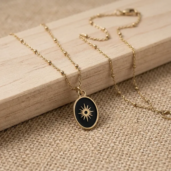 Vintage-Inspired_Gold_Medallion_Chain