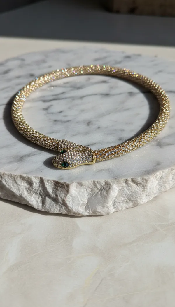 Anti_Tarnish_Crystal_Snake_Choker_Necklace_with_Emerald_Green_Eyes