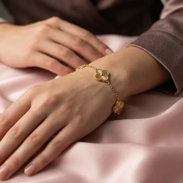 Radiant_Bloom_Bracelet
