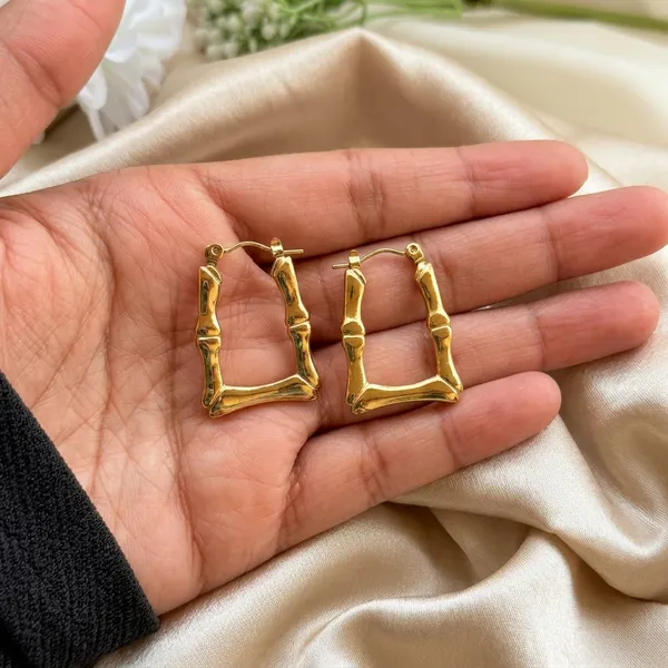Golden_Bamboo_Rectangular_Hoop_Earrings