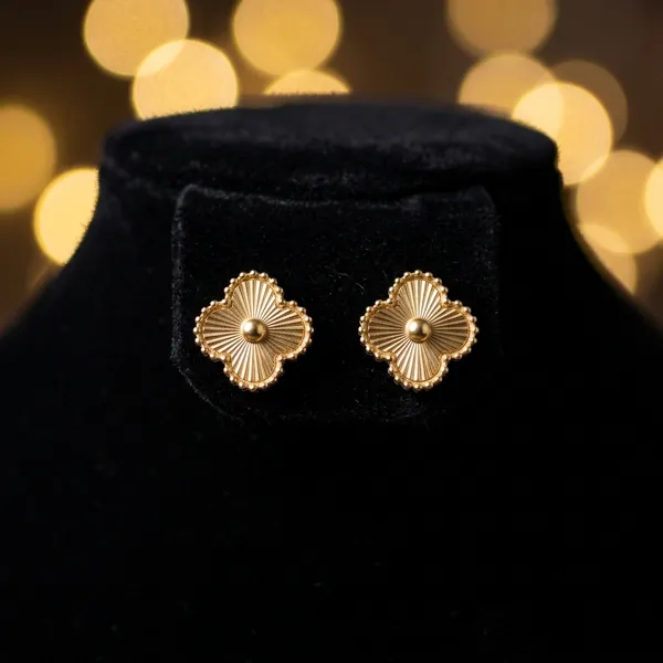 Sunburst_Clover_Gold_Earrings