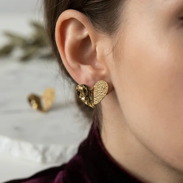 Textured_Golden_Split_Heart_Drop_Earrings