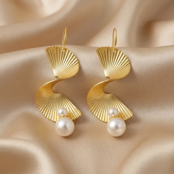 Golden_Spiral_Fan_Earrings