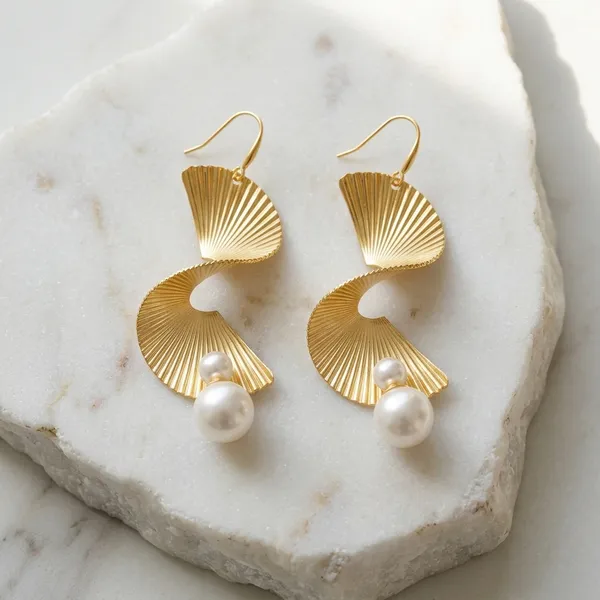 Golden_Spiral_Fan_Earrings