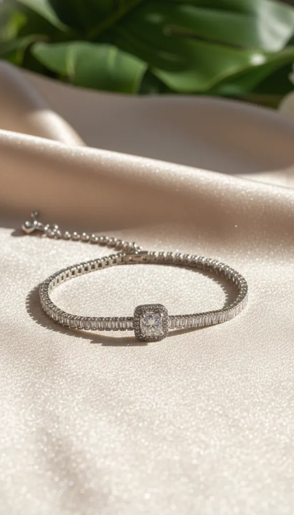 Elegant_Radiant-Cut_Solitaire_Bracelet