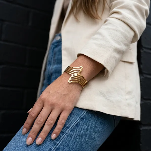 Golden_Wing_Cut-Out_Bracelet