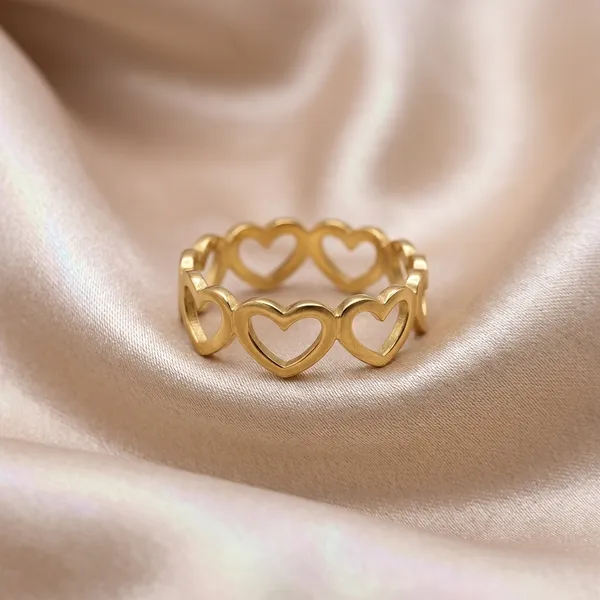 Romantic_Gold_Heart_Ring
