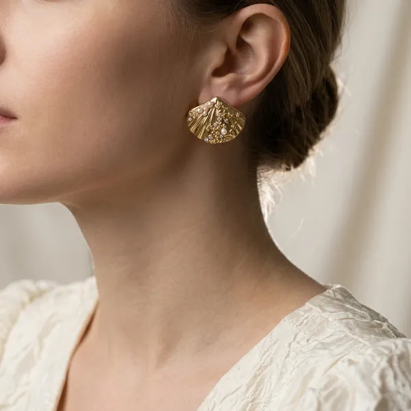Golden_Ocean_Pearl_Earrings