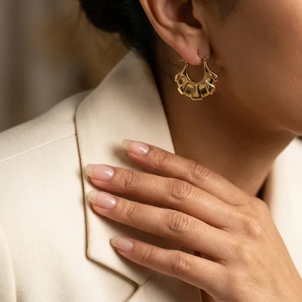 Vintage-Inspired_Scalloped_Gold_Hoop_Earrings