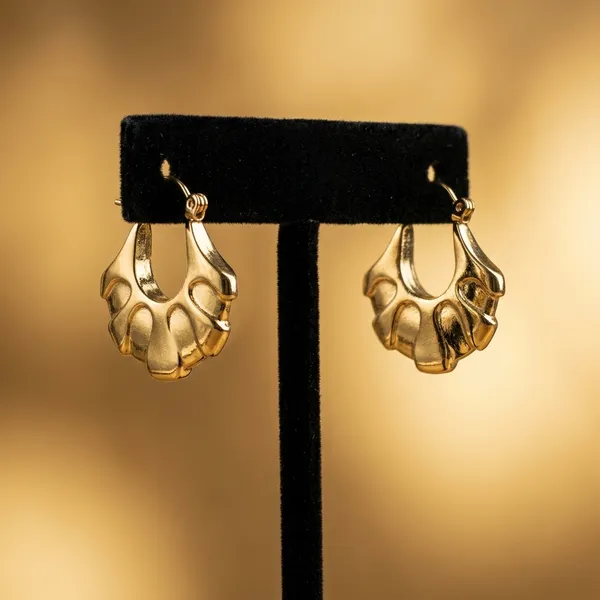 Vintage-Inspired_Scalloped_Gold_Hoop_Earrings