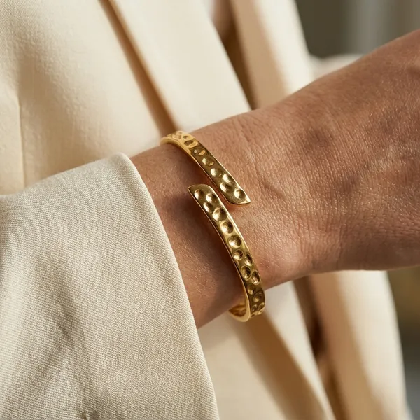 Hammered_Gold_Cuff_Bracelet