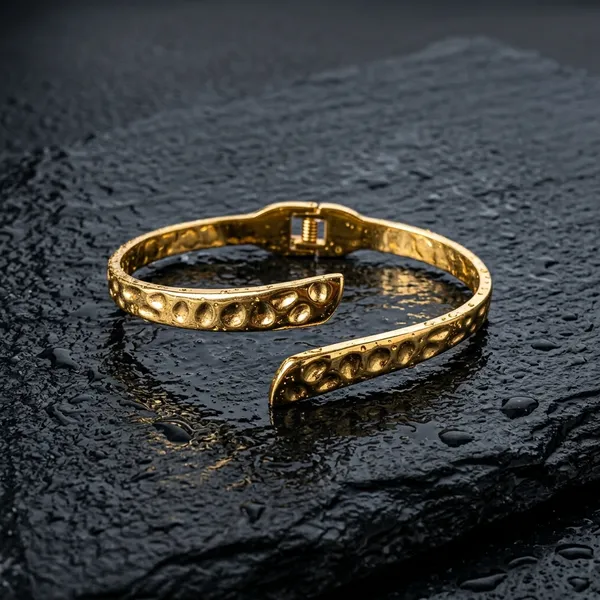 Hammered_Gold_Cuff_Bracelet